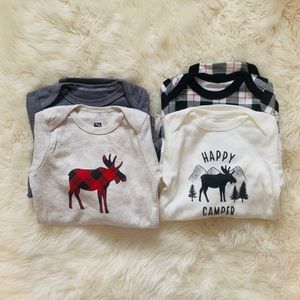 Hudson Bay long sleeve onesie set